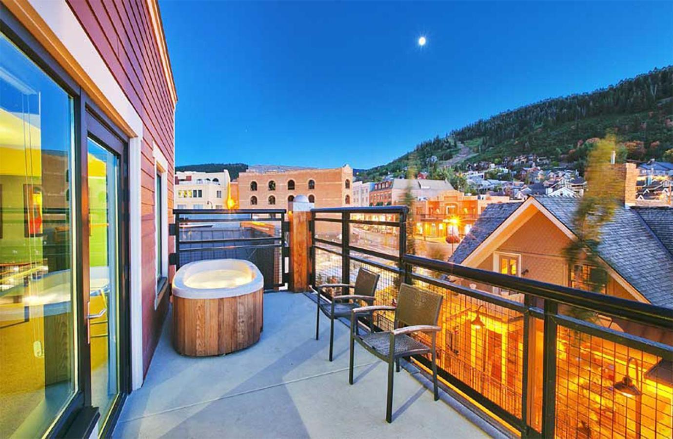 Main & Sky Villa Park City Buitenkant foto